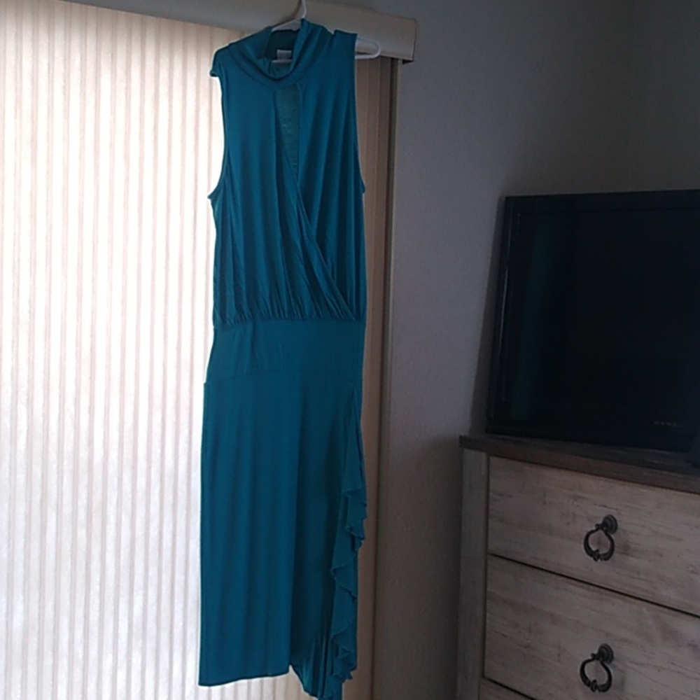 Venus sleeveless dress